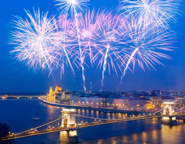 ΒΟΥΔΑΠΕΣΤΗ 5ημ ΧΡΙΣΤΟΥΓΕΝΝΑ - ΠΡΩΤΟΧΡΟΝΙΑ - ΦΩΤΑ (P41)