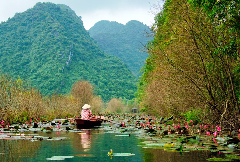 ΒΙΕΤΝΑΜ - ΚΑΜΠΟΤΖΗ 15ημ ΠΑΣΧΑ (P2)