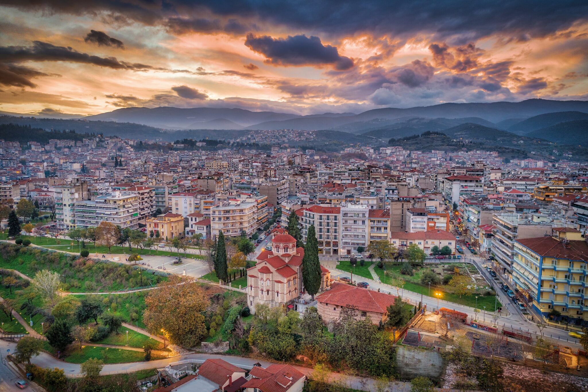 ΒΕΡΟΙΑ , ΛΟΥΤΡΑ ΠΟΖΑΡ 4ημ ΑΓ.ΠΝΕΥΜΑΤΟΣ (P2)