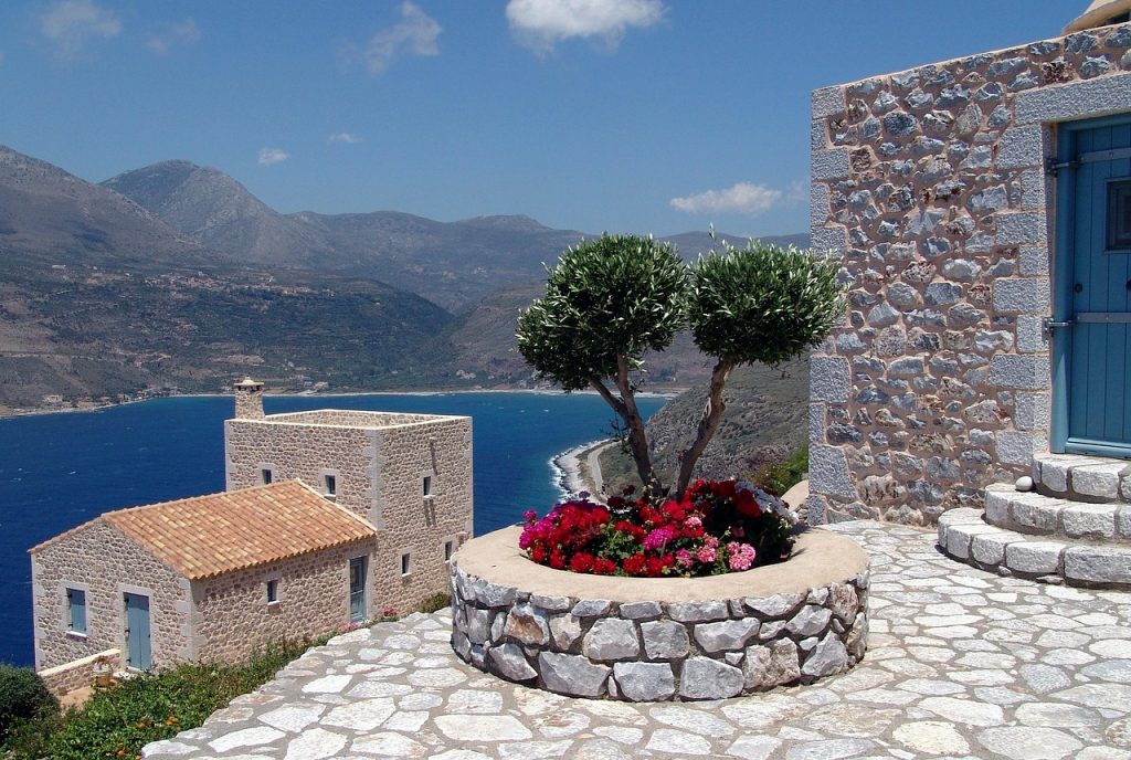 ΛΑΚΩΝΙΚΗ ΜΑΝΗ 4ημ 28η ΟΚΤΩΒΡΙΟΥ