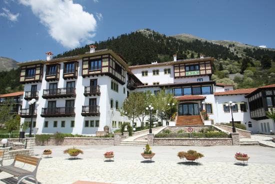 MONTANA HOTEL & SPA 5*, ΕΥΡΥΤΑΝΙΑ , ΧΡΙΣΤΟΥΓΕΝΝΑ – ΠΡΩΤΟΧΡΟΝΙΑ – ΦΩΤΑ