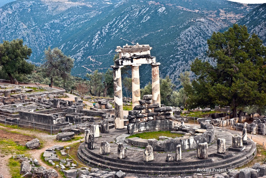 ΔΕΛΦΟΙ – ΑΡΑΧΩΒΑ 3,4ημ ΧΡΙΣΤΟΥΓΕΝΝΑ – ΠΡΩΤΟΧΡΟΝΙΑ – ΦΩΤΑ